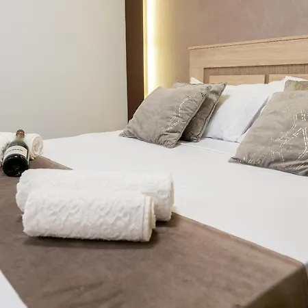 Turistico Lux Center Appartement *